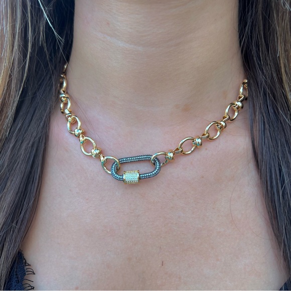 Dahlia Carabiner Necklace - Picture 10 of 13